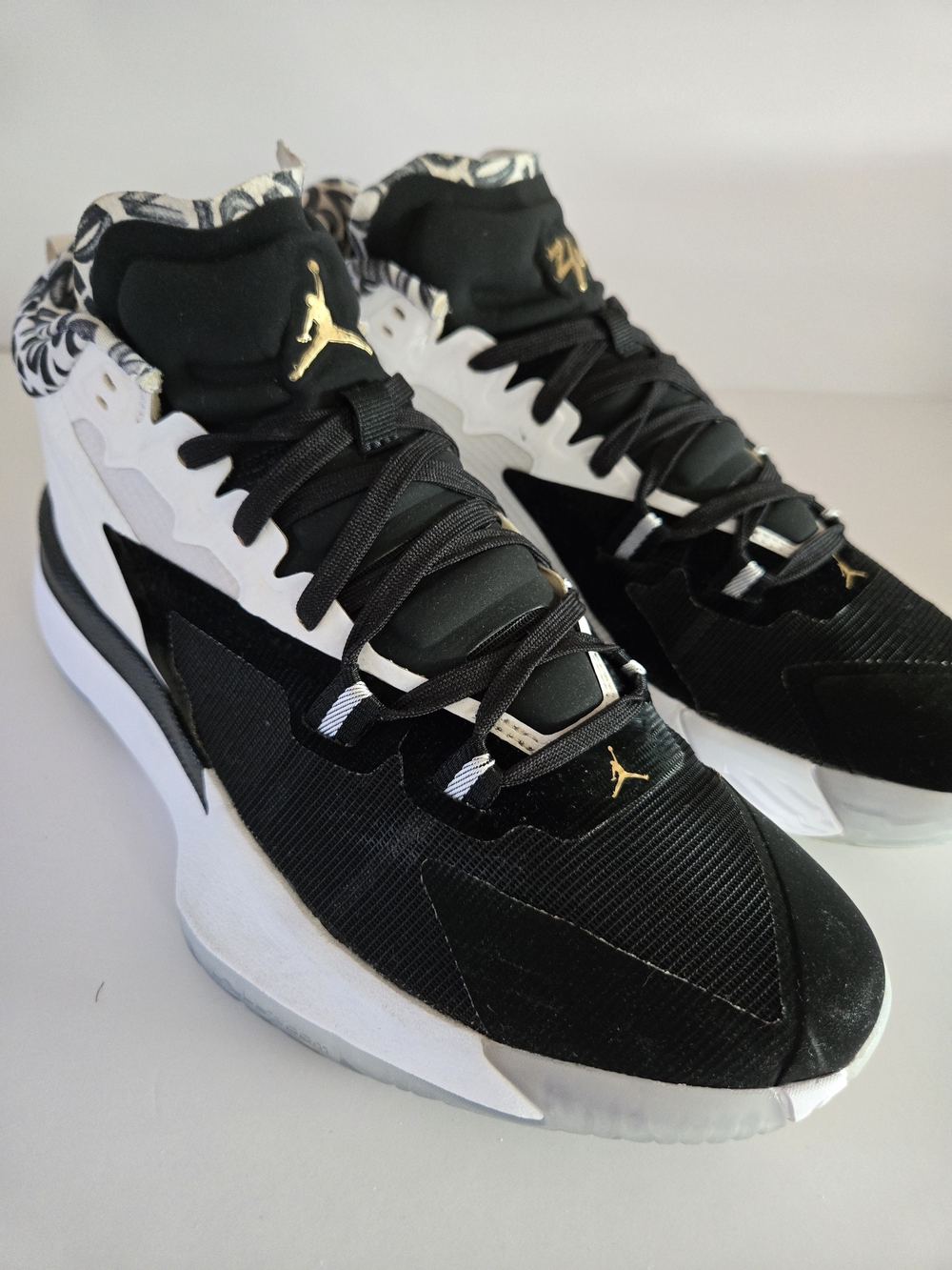 Nike Air Jordan Zion 1 Gen Zion Men's Size 8.5 Sneakers DA3130-002